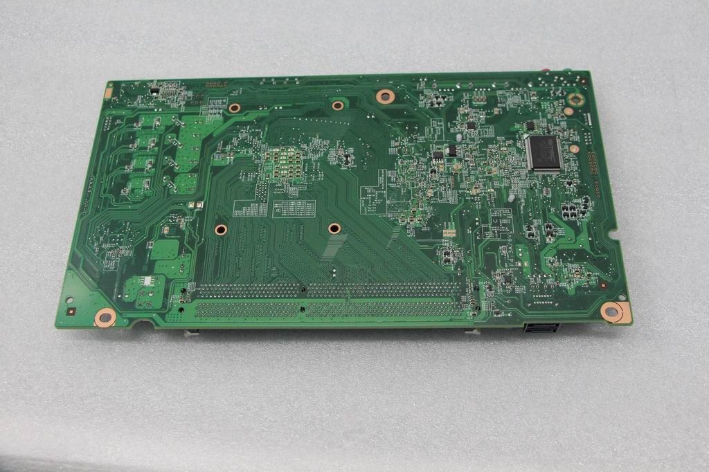 Lenovo W_AIO_Creston_GA2_T@RS760_ALC269_8111(R) Board 11200681