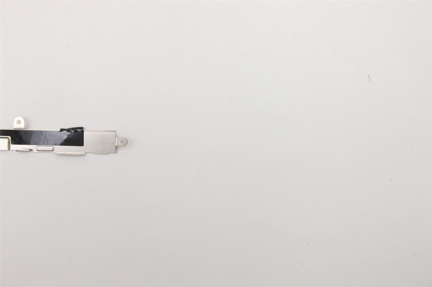 Lenovo FRU BRACKET_IO_BRACKET_ASSY 5B40S72991