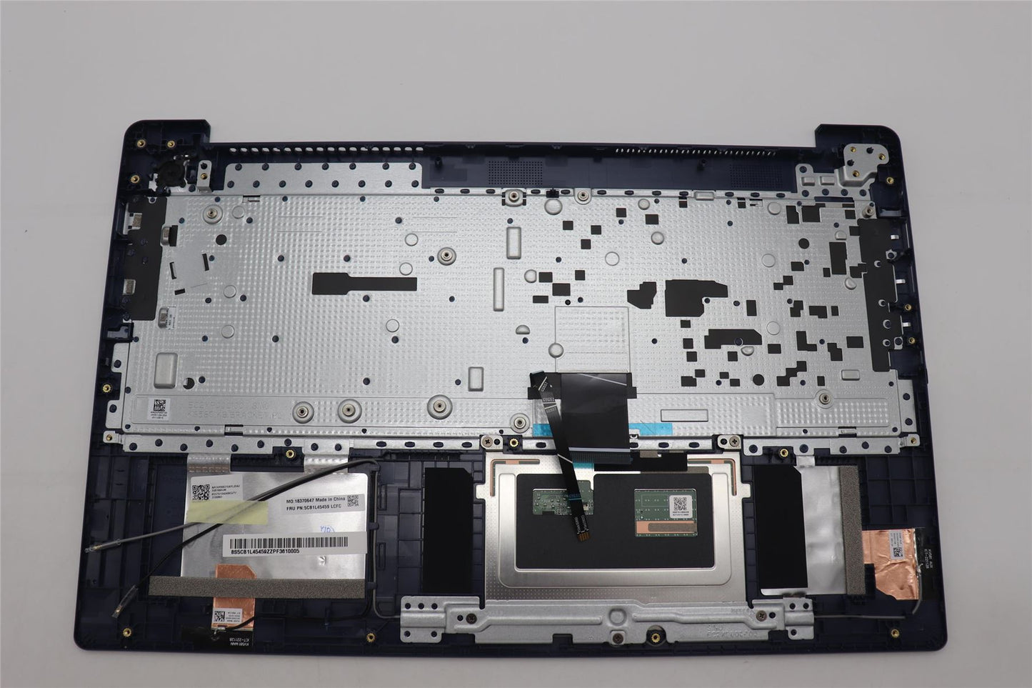 Lenovo Upper Case ASM_GER L82X7 AB BL 5CB1L45459