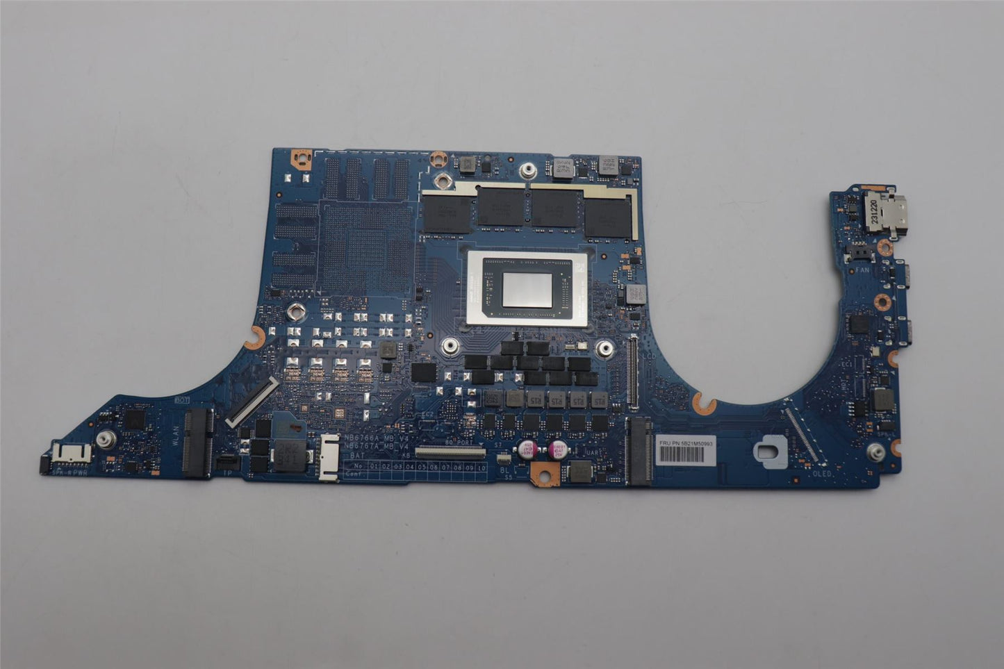 Lenovo MB H 83E3 R7 UMA 16G NOKRM 5B21M50993