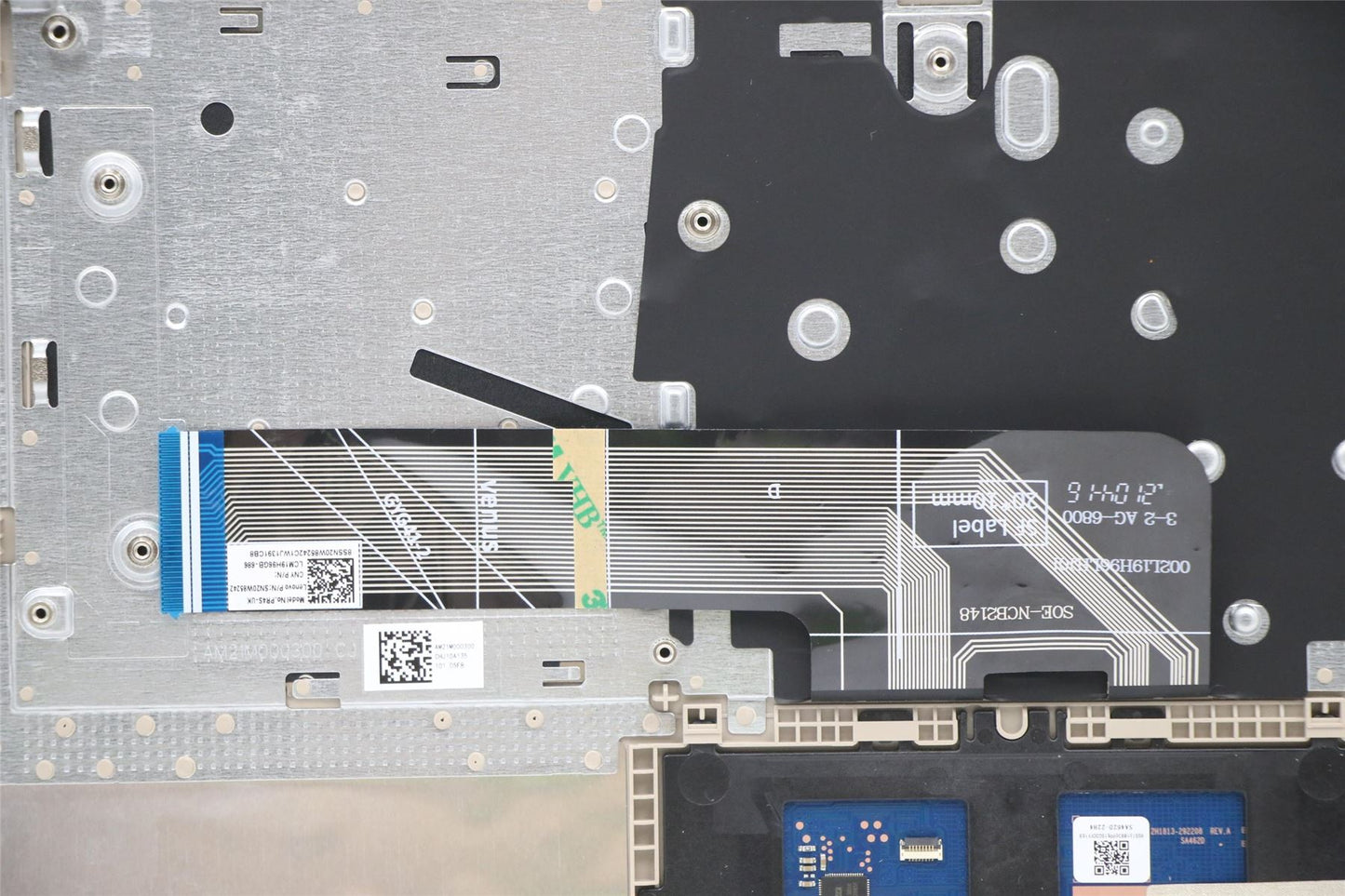 Lenovo Upper Case ASM_UKE L82H7 SDNFPNBLD 5CB1C04571