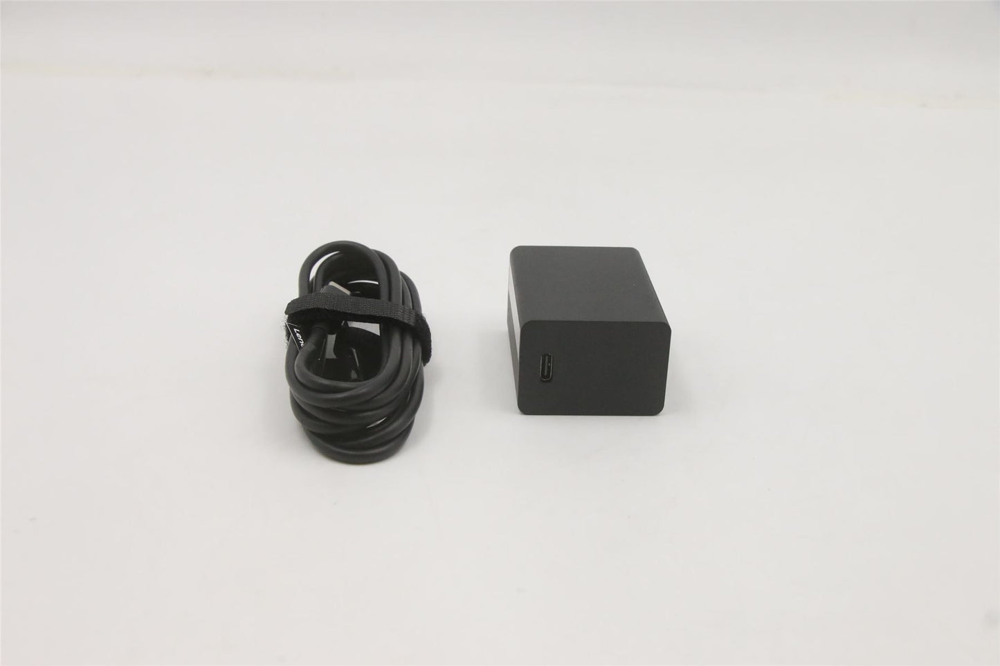 Lenovo Lenovo 65W USB-C ADP FRU 5A10X49214