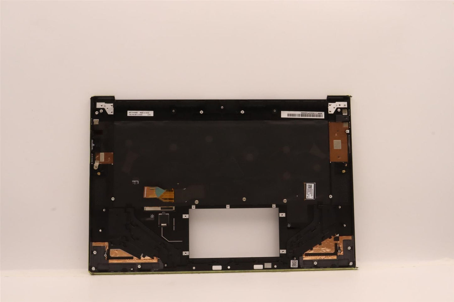 Lenovo ThinkPad Z16 Gen 1 Keyboard Palmrest Top Cover Black 5M11J13423