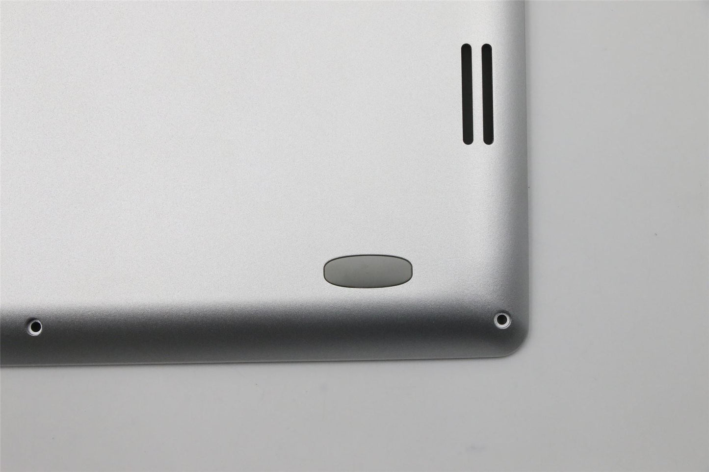 Lenovo Yoga 3-1470 Bottom Base Lower Cover Silver 5CB0H35633