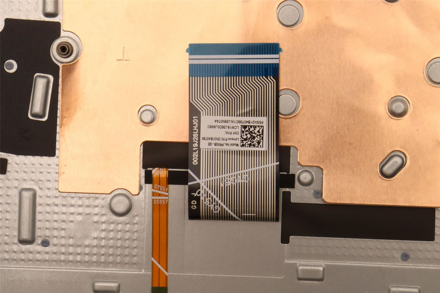 Lenovo Upper Case ASM_GER L82RK NFP MB BL 5CB1H78335