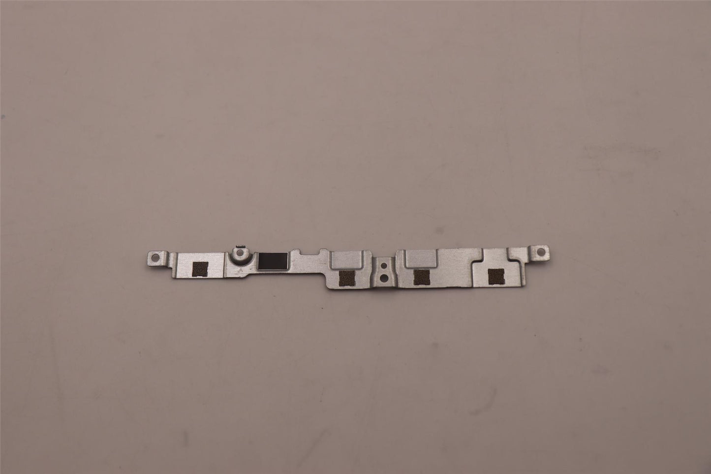 Lenovo DC-IN Bracket L82TF 5B40S22151