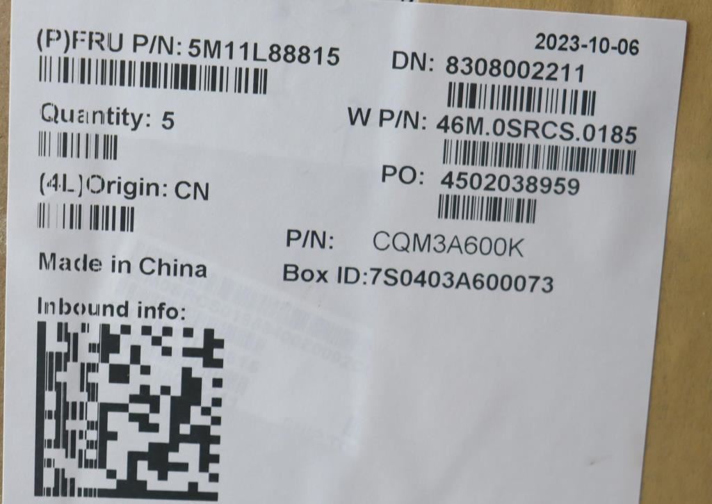 Lenovo ThinkPad P1 Gen 6 Keyboard Palmrest Top Cover US Europe Black 5M11L89037
