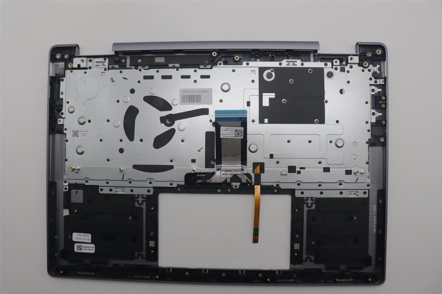 Lenovo UpperCaseASM ENG H83DK NFP ARG 5CB1N96901