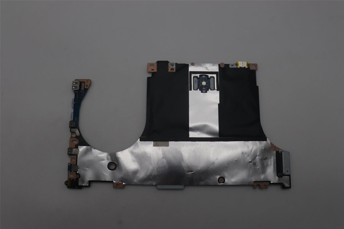 Lenovo C 83DG I914900HX_RTX4060 WINRM 5B21M50969