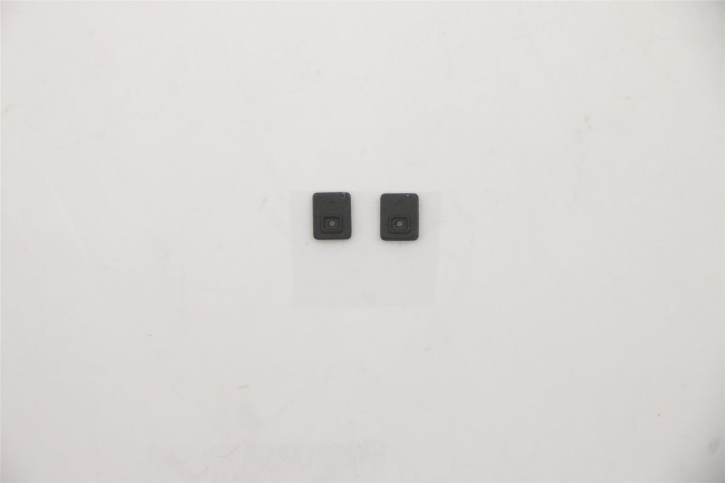 Lenovo 5R60S37139 RUBBER Mic Rubber L 82JQ
