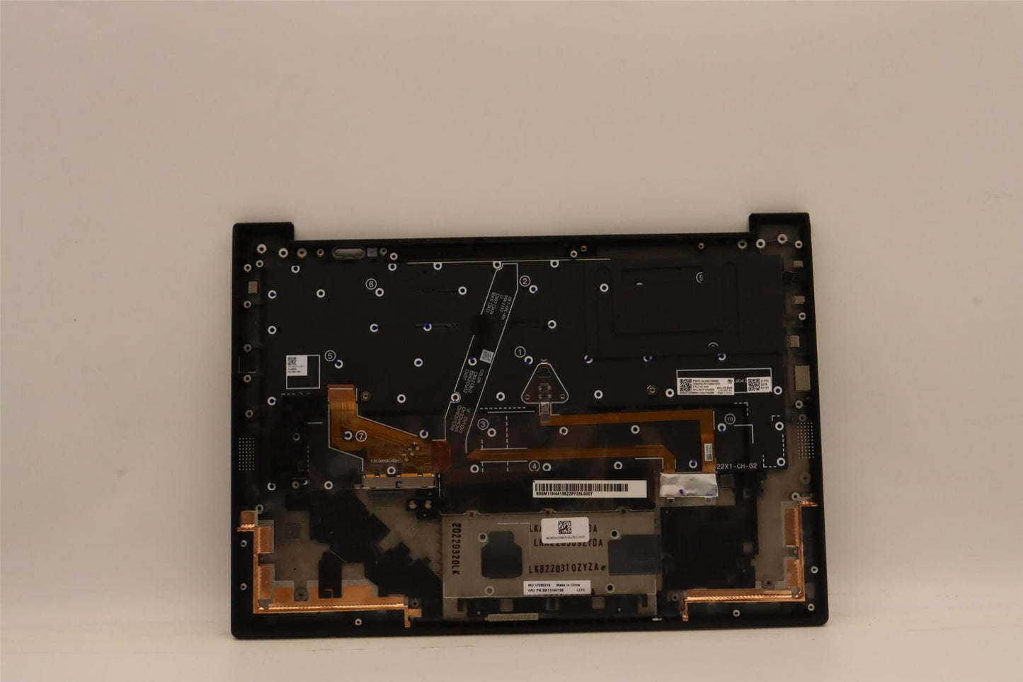 Lenovo ThinkPad X1 10th Gen Keyboard Palmrest Top Cover Arabic 5M11H44198
