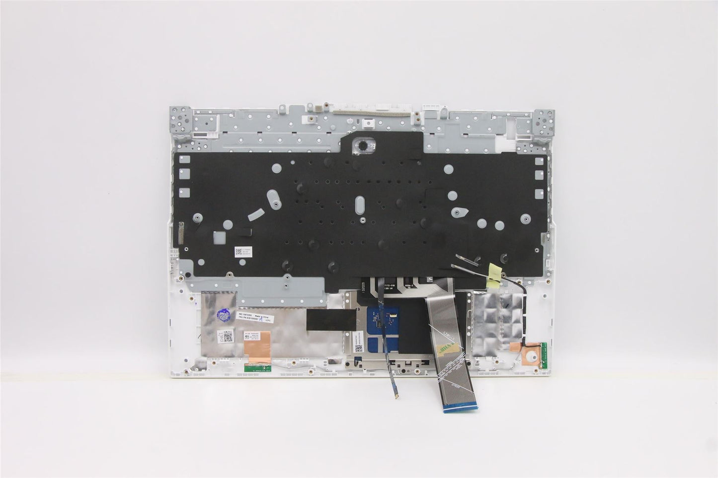 Lenovo 5 15ITH6H Palmrest Cover Touchpad Keyboard German White 5CB1D05097