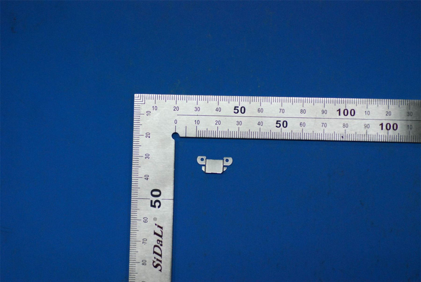 Lenovo A7-30 Batt Con frame&*HQ20900031000 5M88C00410