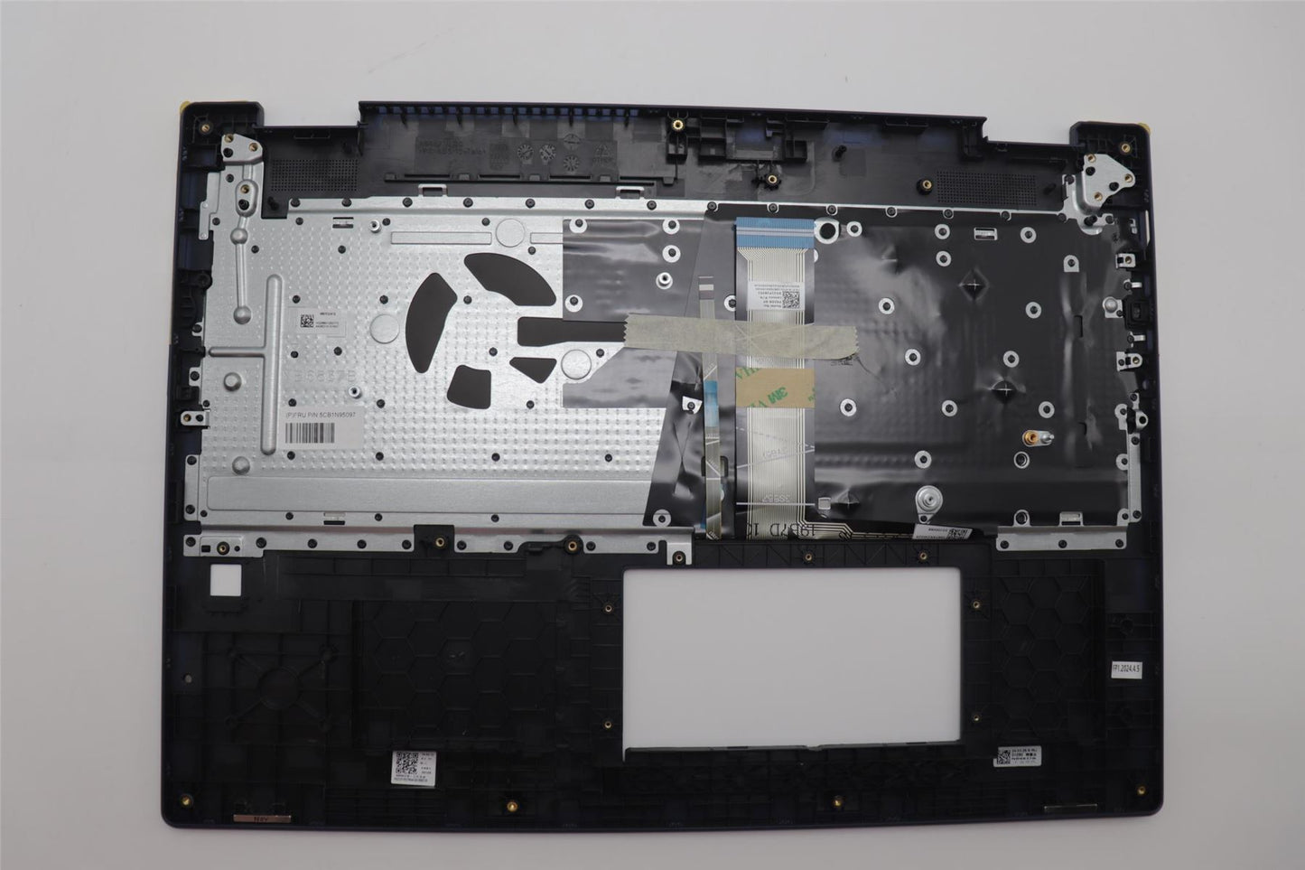 Lenovo Upper Case ASM SPA H 83DS FP CB 5CB1N95097