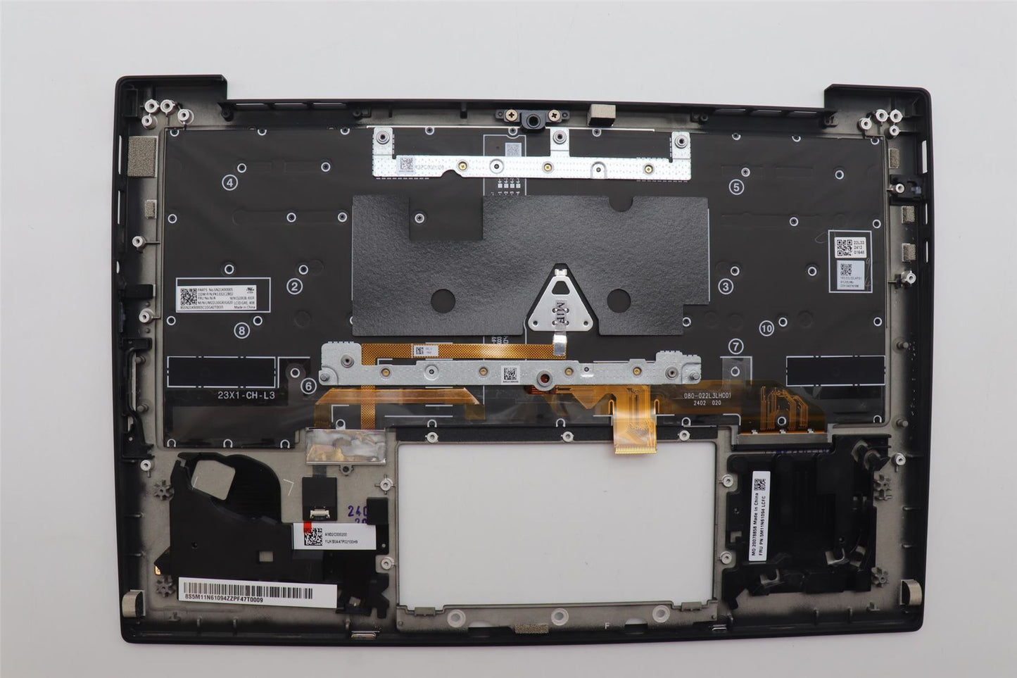 Lenovo MECH_ASM GRP_KBD_BZL_GRE_WL_DB_LTN 5M11N61131