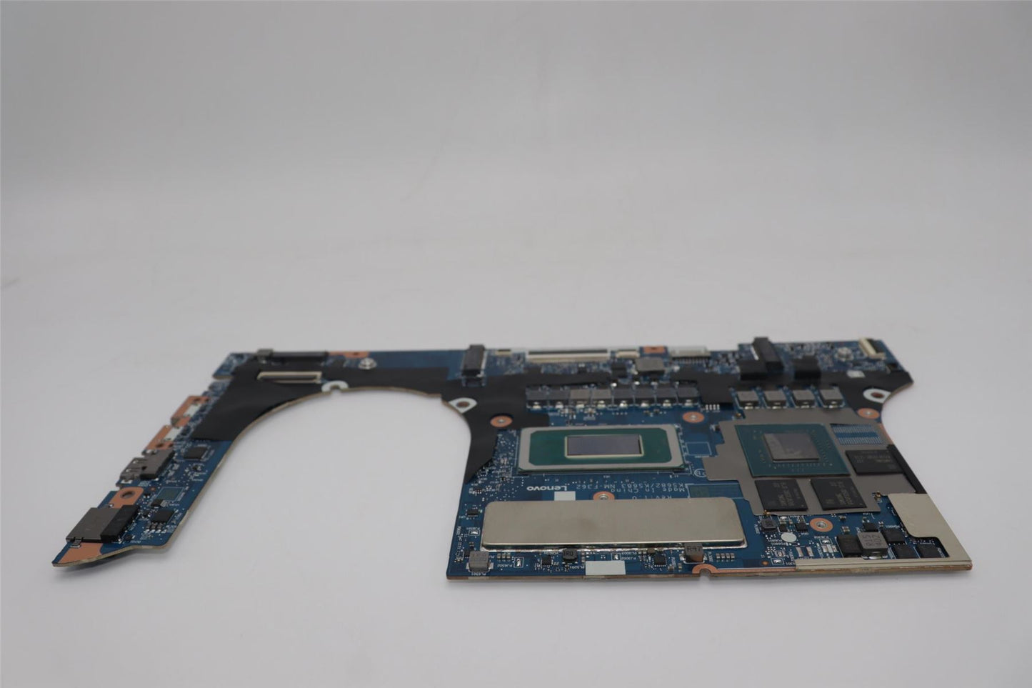 Lenovo L83D4WINULT5125HRTX3050_16GRM L 5B21L86511