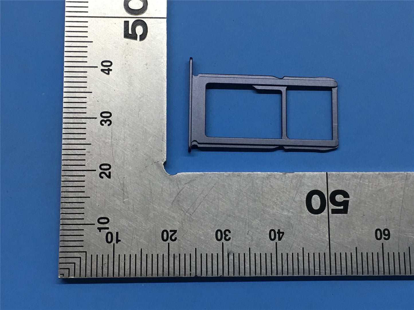 Lenovo TB-J706 SIM+SD tray_GR&*HQ23800200000 CS 5M88C17564