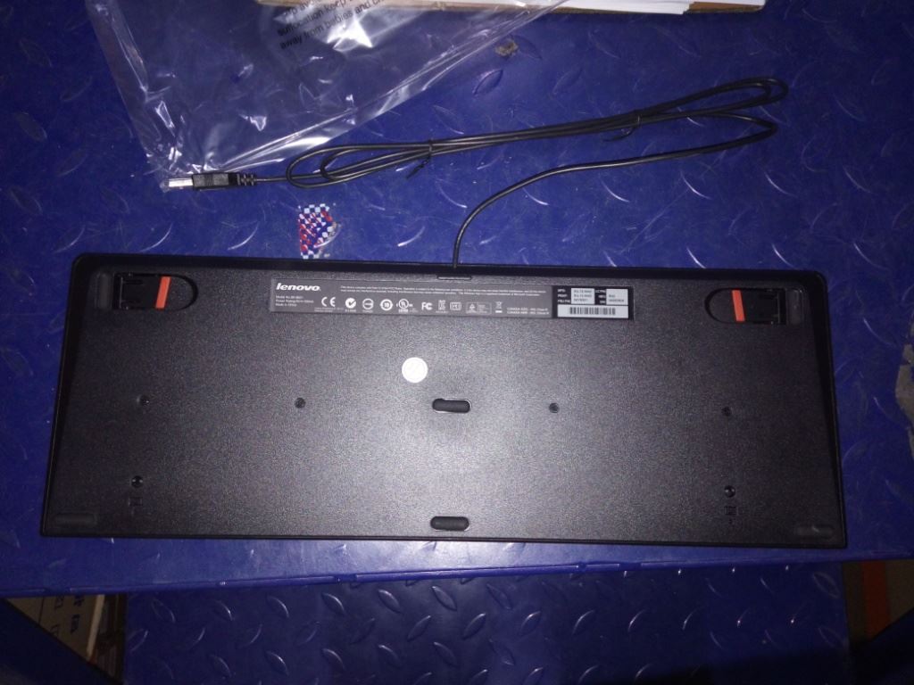 Lenovo Slim New F5 USB Czech (QWERTY or ABB)489 Keyboard 54Y9301