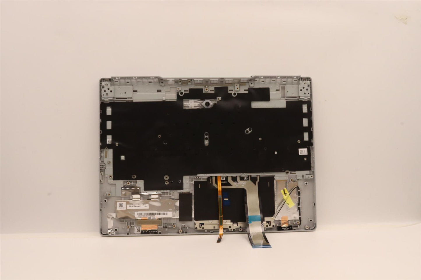 Lenovo Upper Case ASM_ITA L82RB CLGY 5CB1F38678