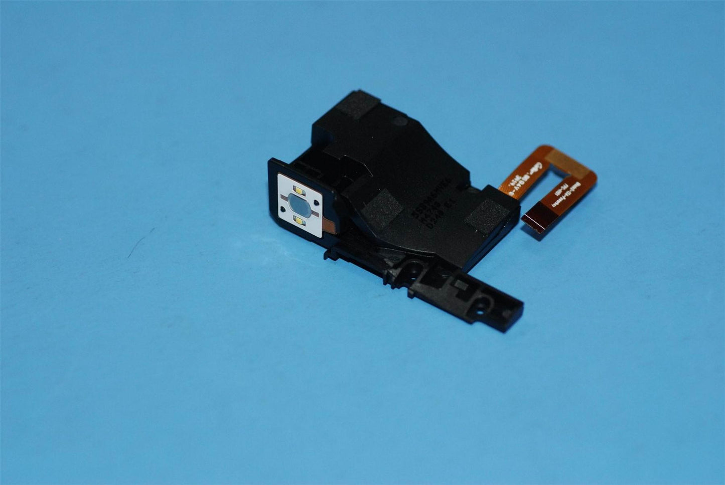 Lenovo 13.3A L pk spk box&*M4748 5SB9A6MYE6