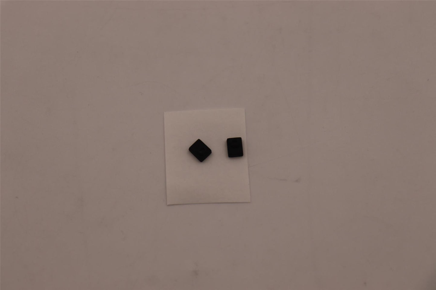 Lenovo RUBBER FRU RUBBER RUB YG CAM MIC Fenrir 5R61A19579