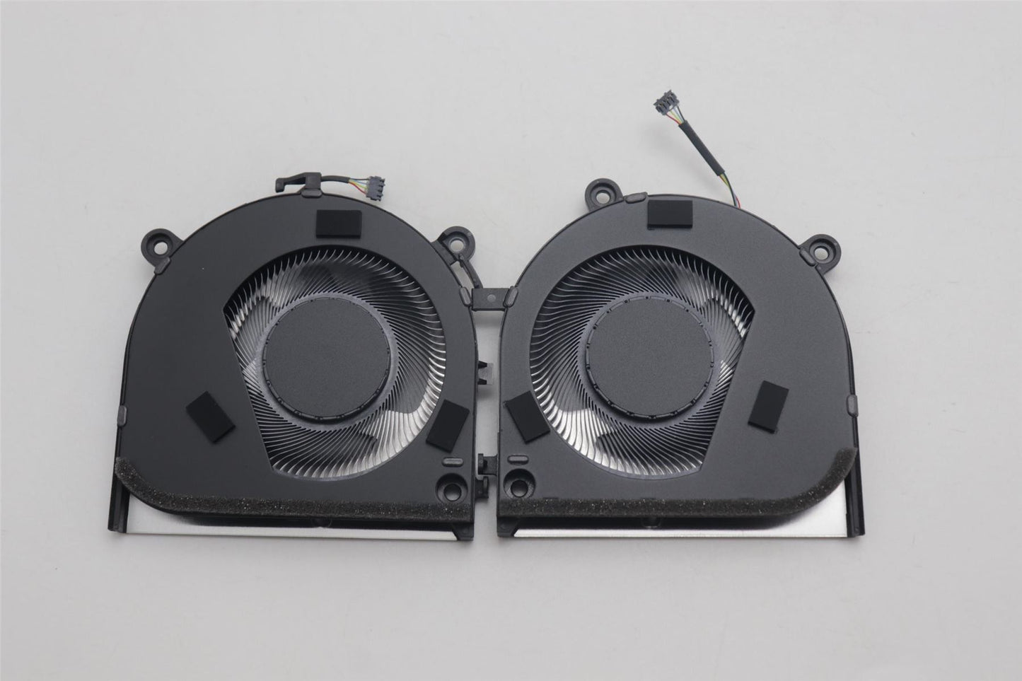 Lenovo FAN L 83D4 (L+R) FCN 5F10S14132