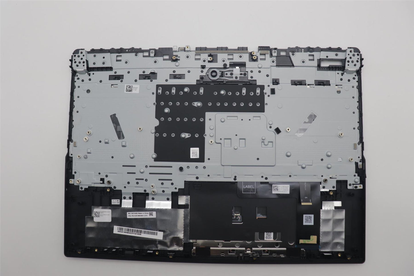 Lenovo Upper Case ASM_NORDIC L 83DERGB 5CB1M64904