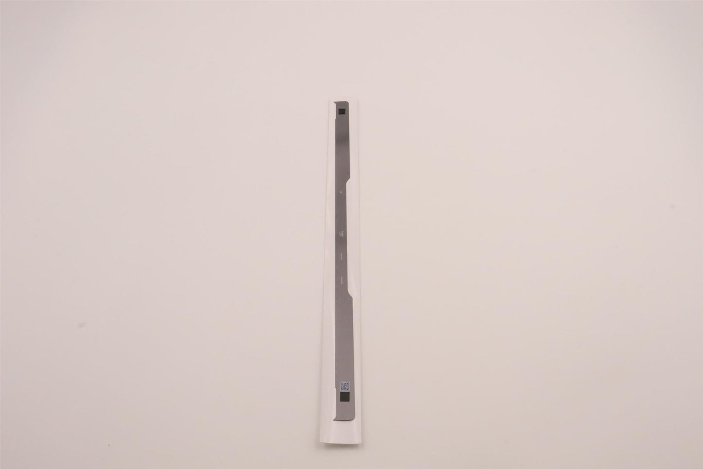 Lenovo Strip Cover L 82UG SG_A 5CB1J31450