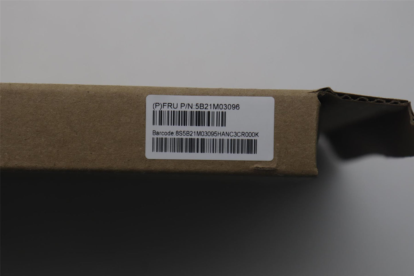 Lenovo H83E2 ULT7 155H UMA 32G L NOKRM 5B21M03096