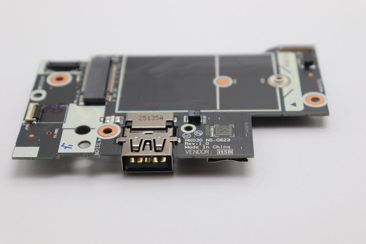 Lenovo CARDPOP FRU IO/B NSG622 I/O WWAN Board 5C51R91747