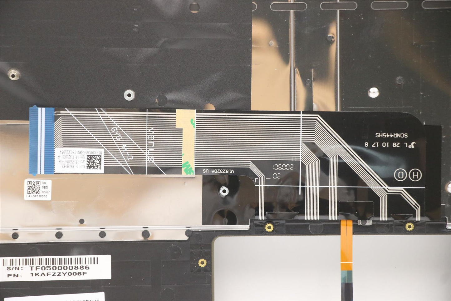 Lenovo Upper Case ASM_KO Q 82A3 DM 5CB1B05491