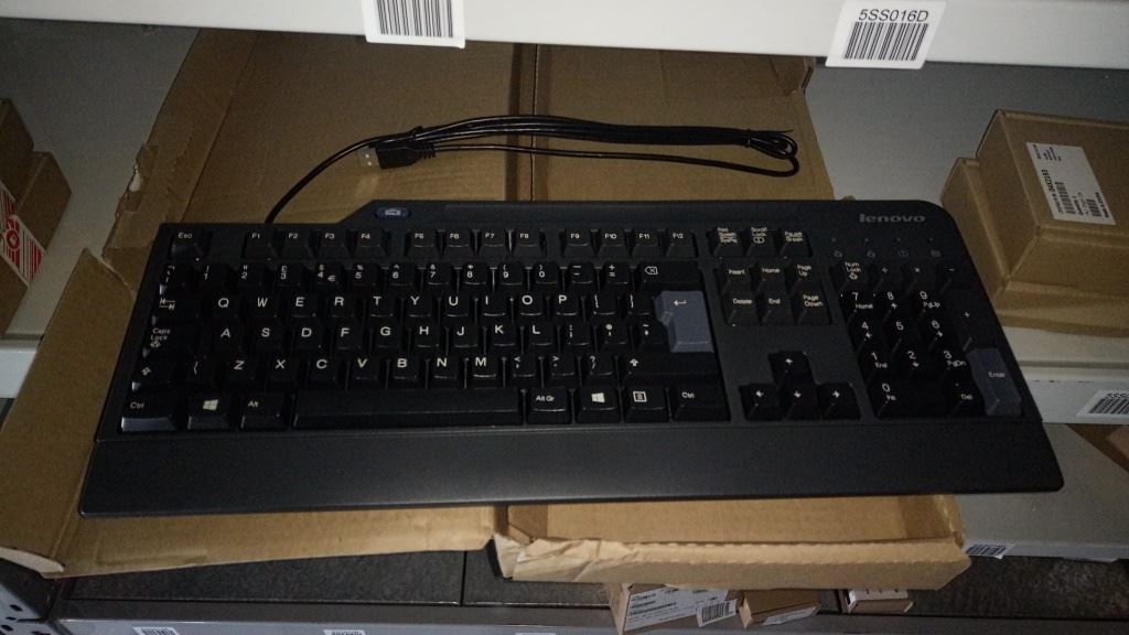Lenovo ThinkStation P900 P500 P700 P300 P310 USB Wired Keyboard UK Black 03X7319