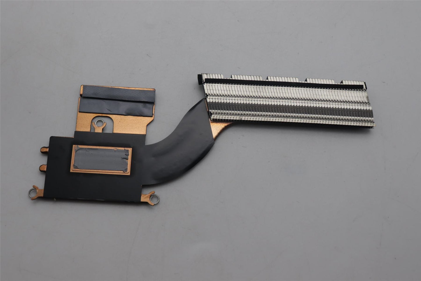 Lenovo HEATSINK Heatsink H 83DR UMA INTEL HY 5H40S21044
