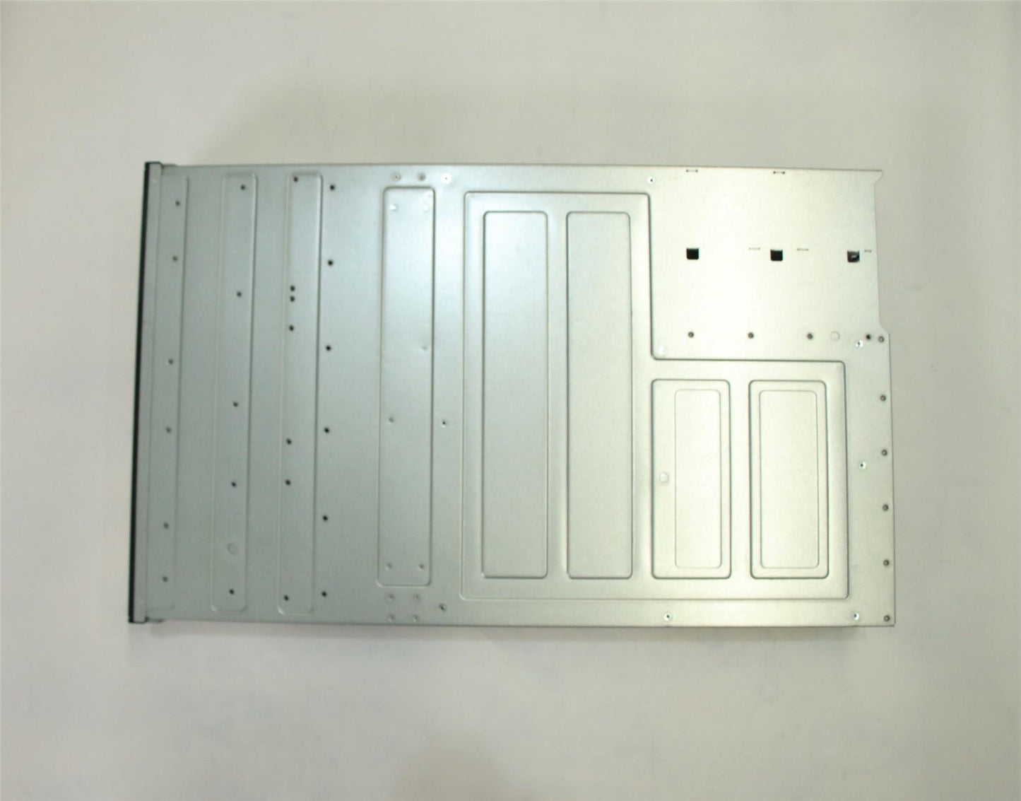 Lenovo CHASSIS 2U 12*3.5 Chassis Base ASM 03T8076