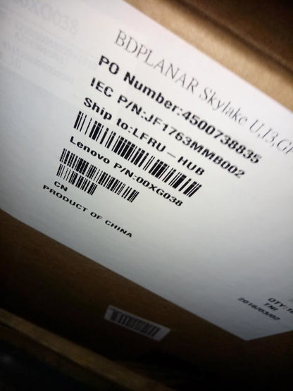 Lenovo 00XG038 Skylake U,I3,GPU 2G WIN DPK