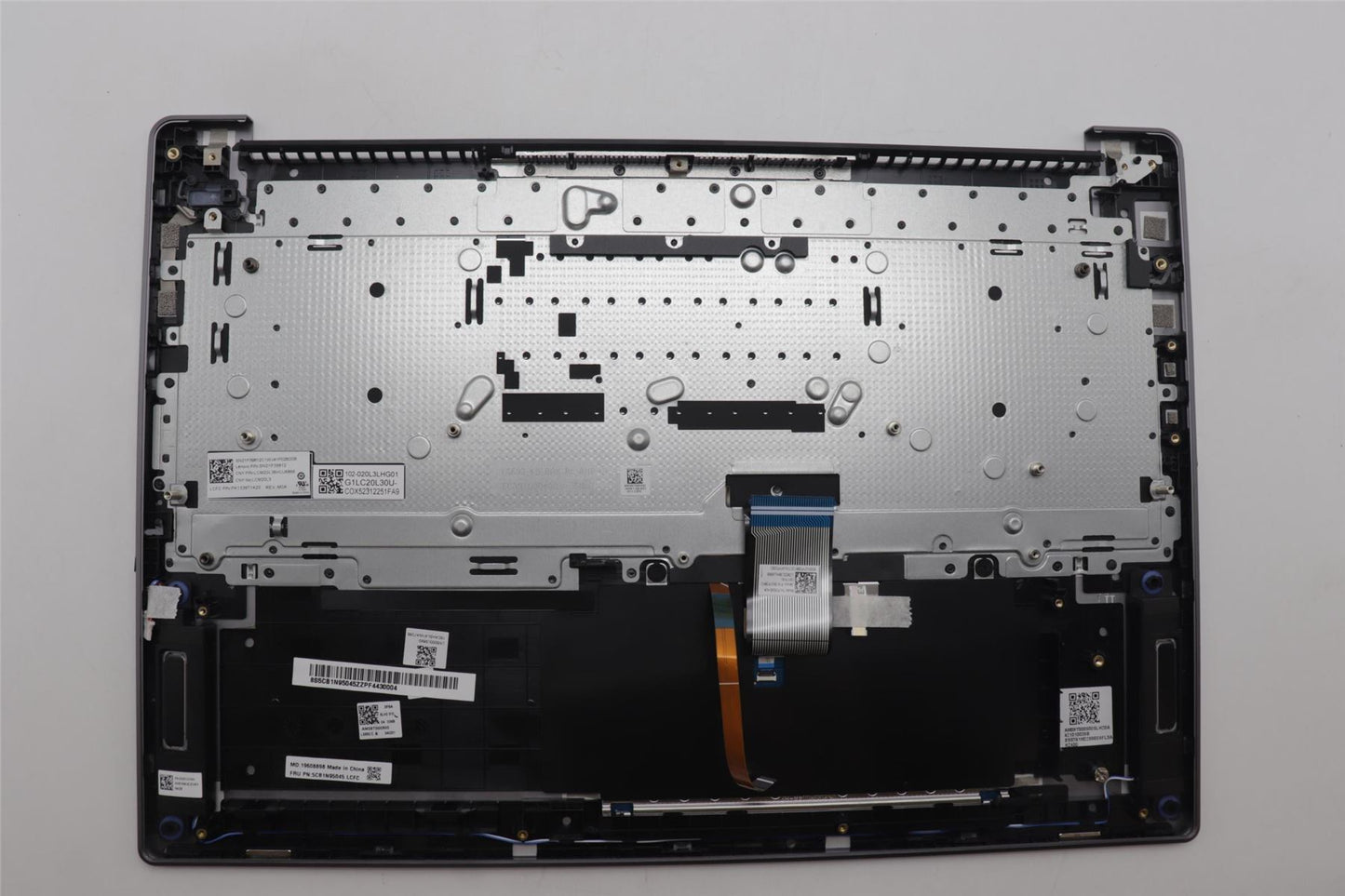 Lenovo Upper Case ASM_HUN L 83D5AG UMA 5CB1N95045