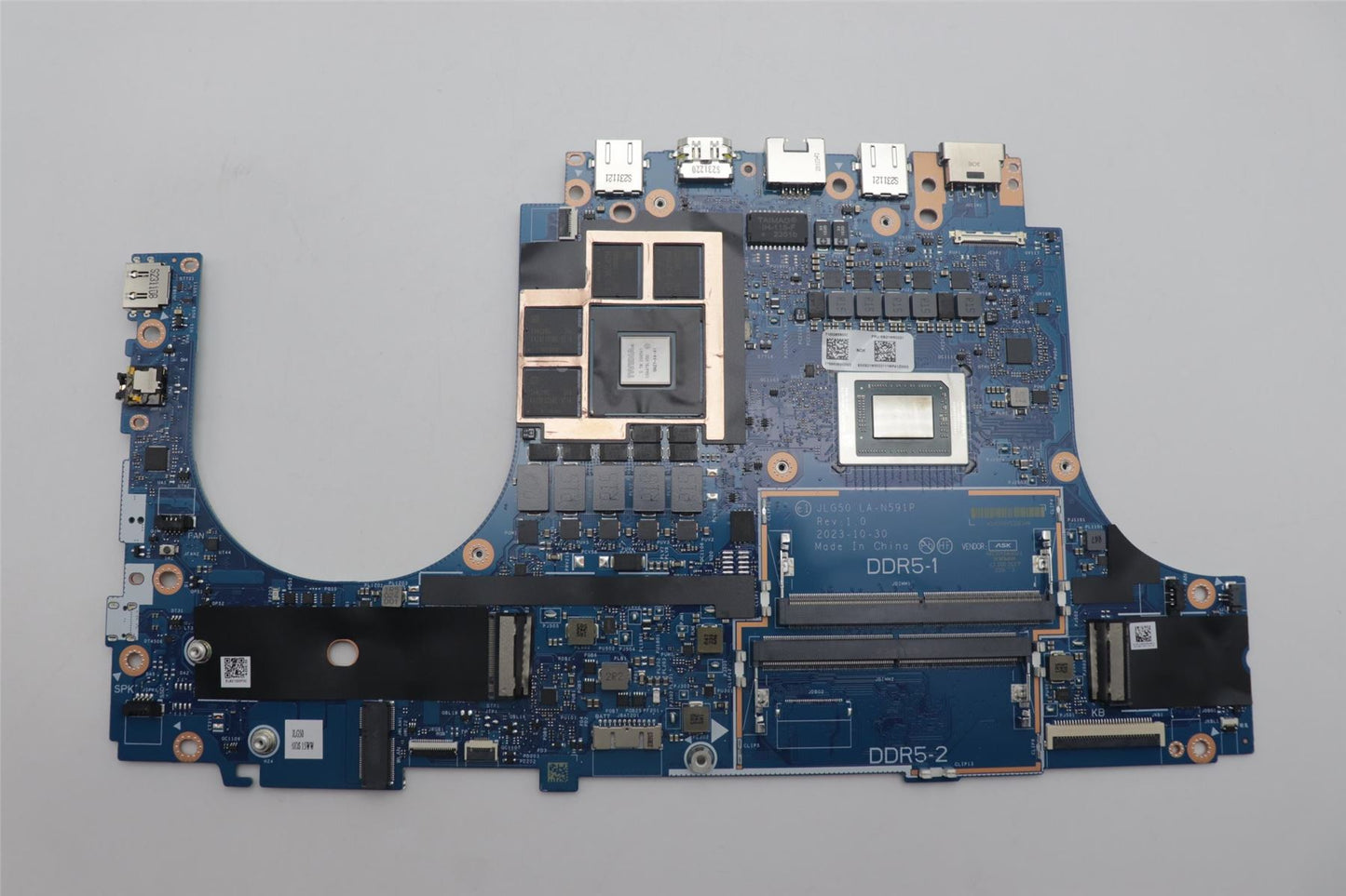 Lenovo MB 83DX R5HPTH RTX4060_8G NOKRM 5B21M50221