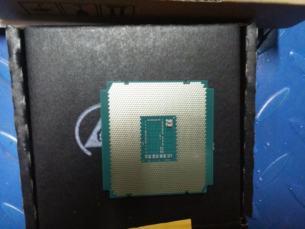 Lenovo Multi Mezza w Cover I/O Board 00FC863