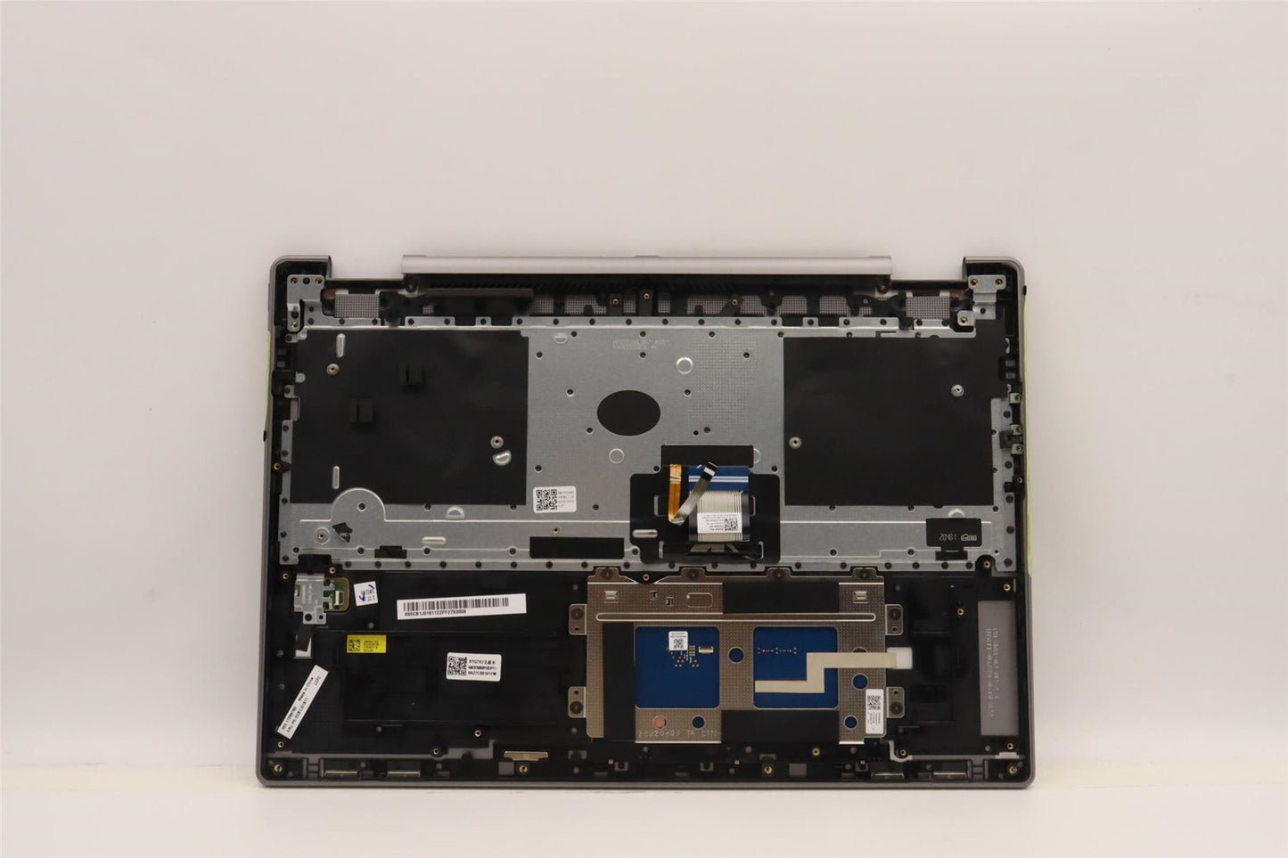 Lenovo Upper Case ASM_SPA L82QG FPAG 5CB1J01811