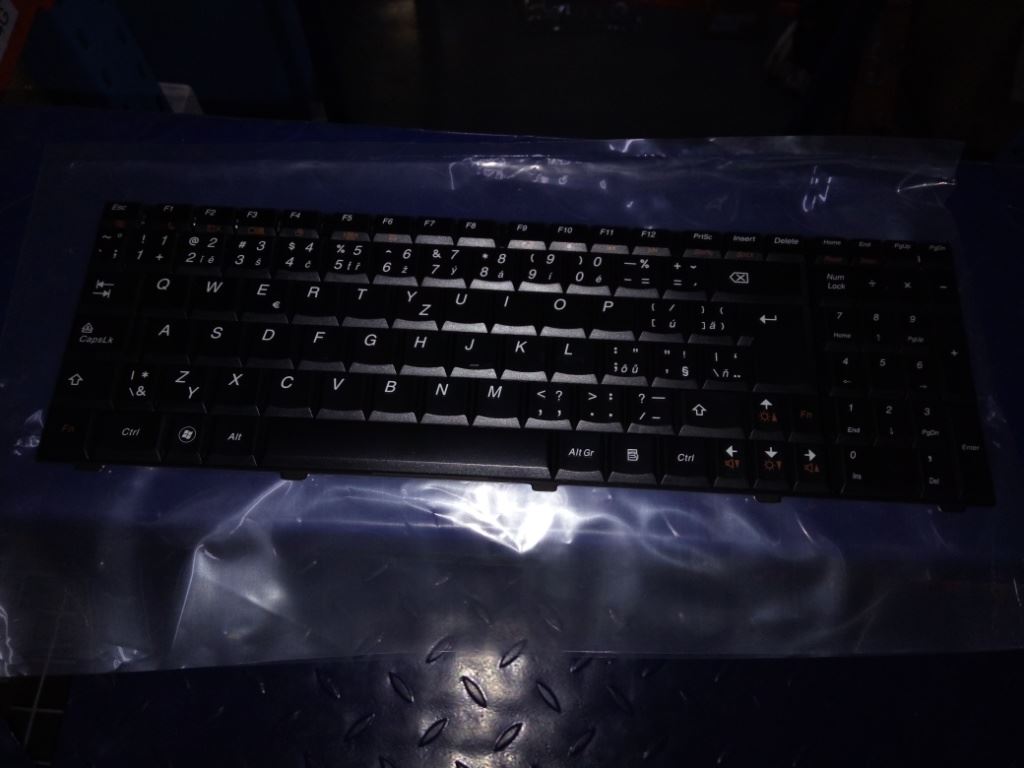 Lenovo CCY N4T CZH-SLK 102KEY ORGBLA KBD Czech Slovak Keyboard 25011159