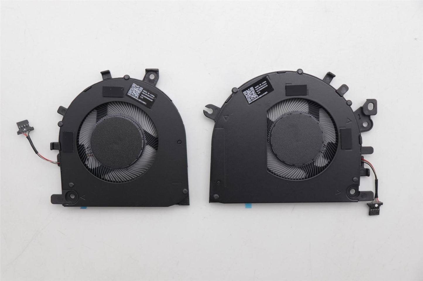 Lenovo System FAN H 83E2 L R FCN 5F10S14137