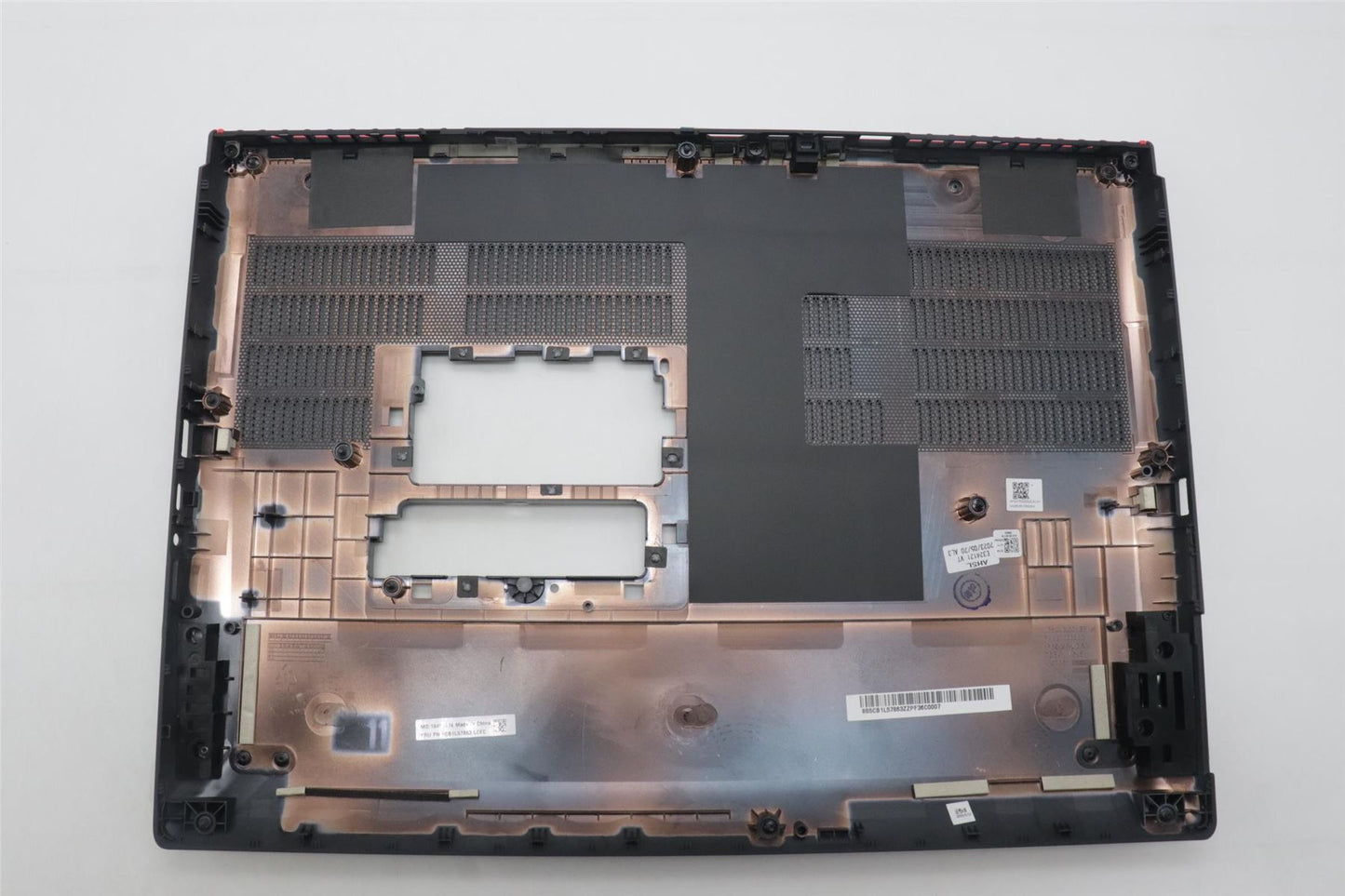 Lenovo KP620_D_COVER_QN20PE_ASSY 5CB1L57863