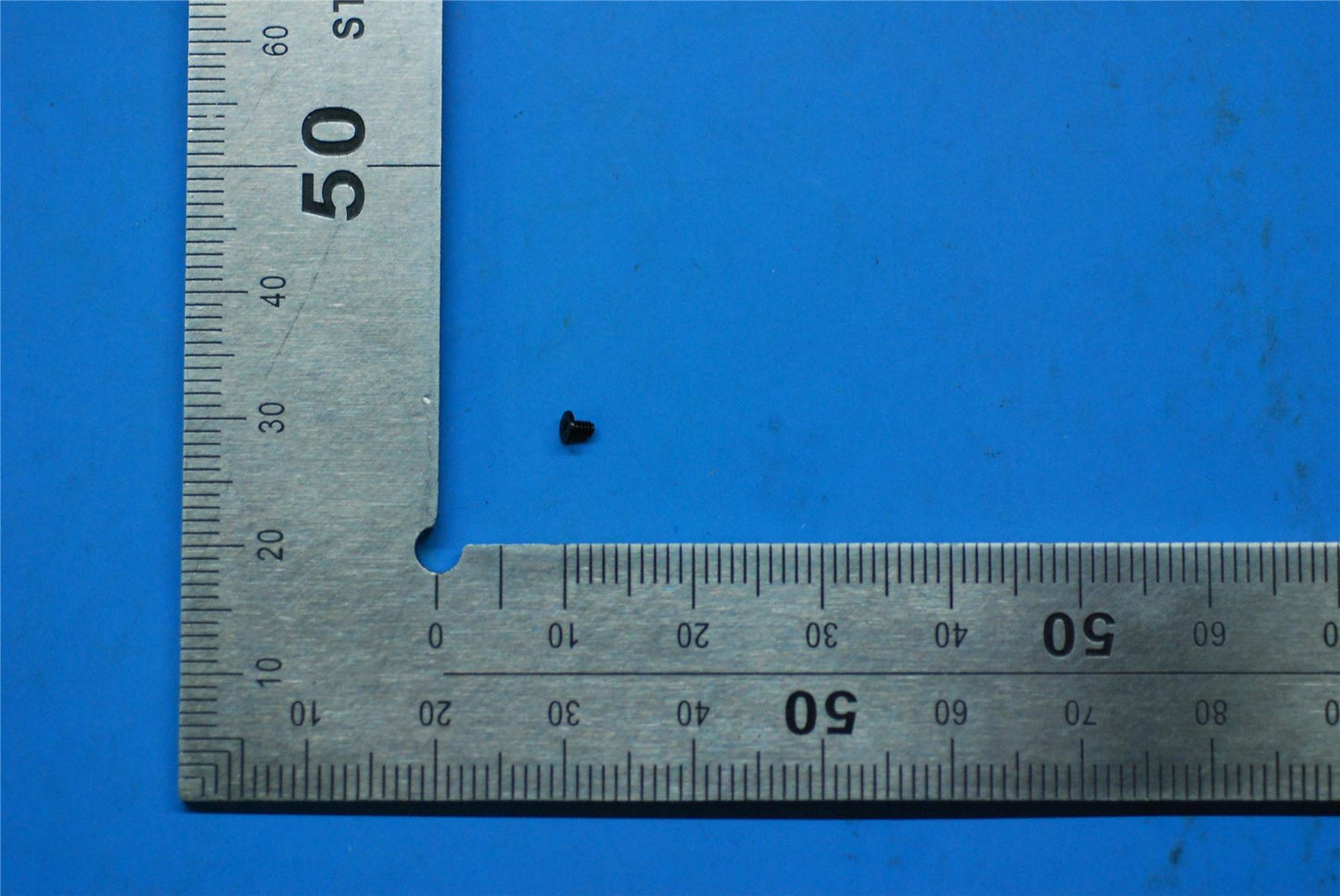 Lenovo 5M88C02829 Screw M14-20&*461041113 CS