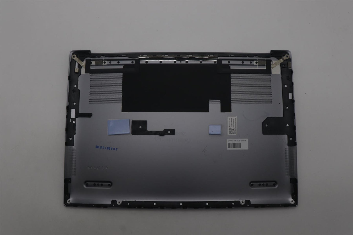 Lenovo Lower Case H 83E3 LG 5CB1N90818