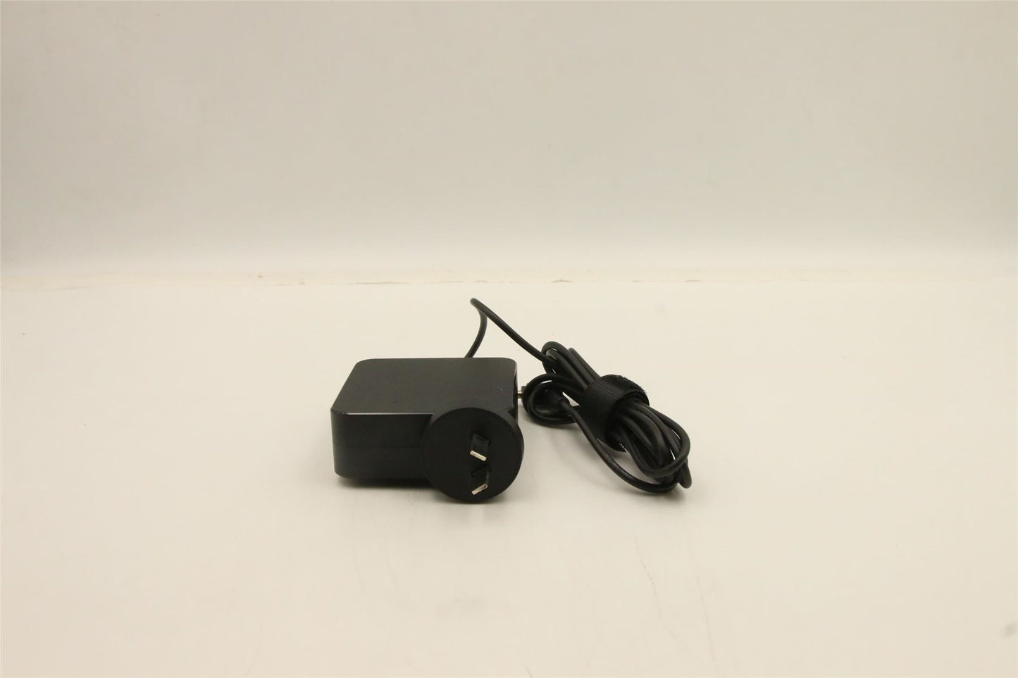 Lenovo IdeaPad 530-14IKB 530-14ARR 720S-14IKB AC Charger Adapter Power 01FR145