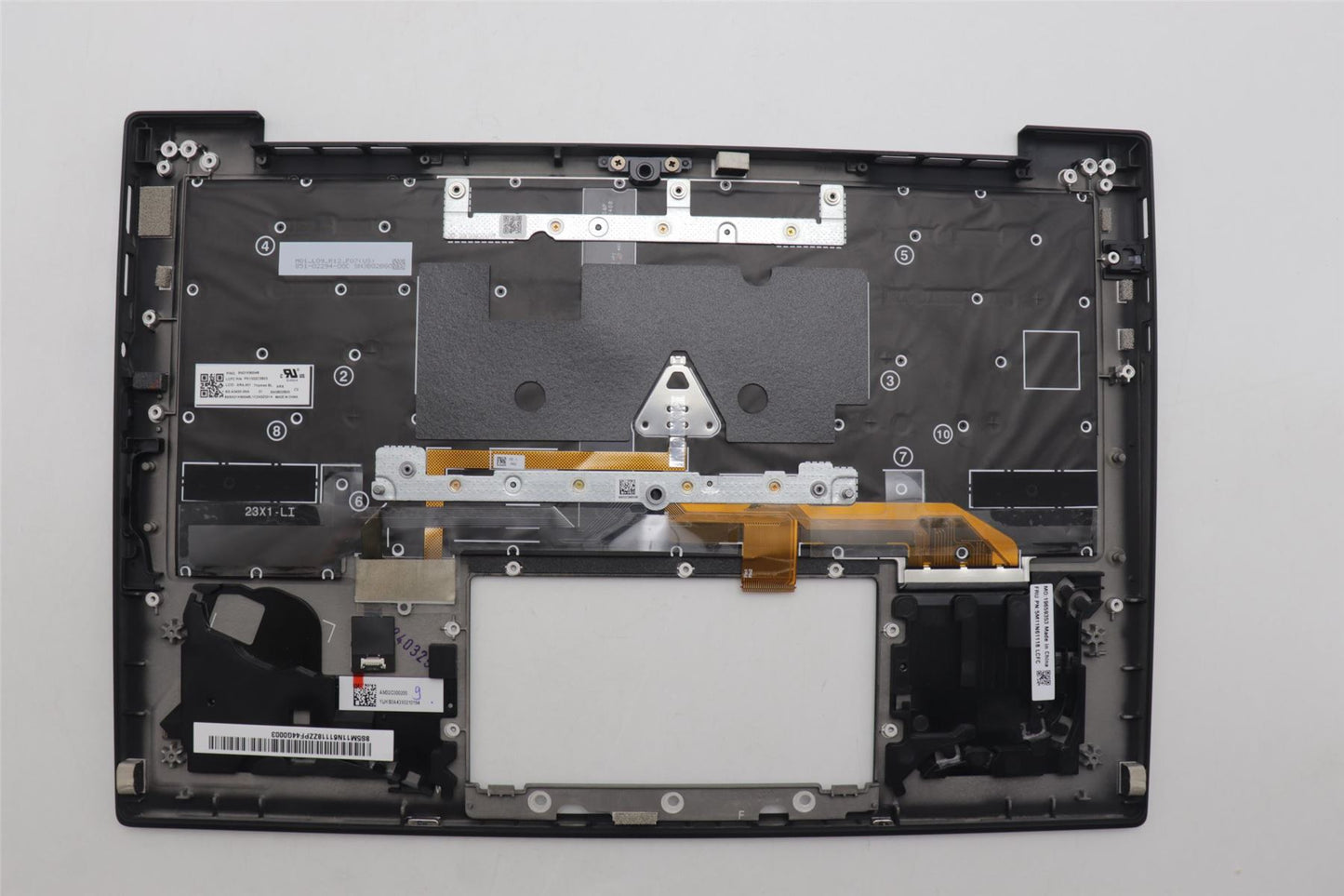Lenovo MECH_ASM GRP_KBD_BZL_ARA_WL_DB_LTN 5M11N61118