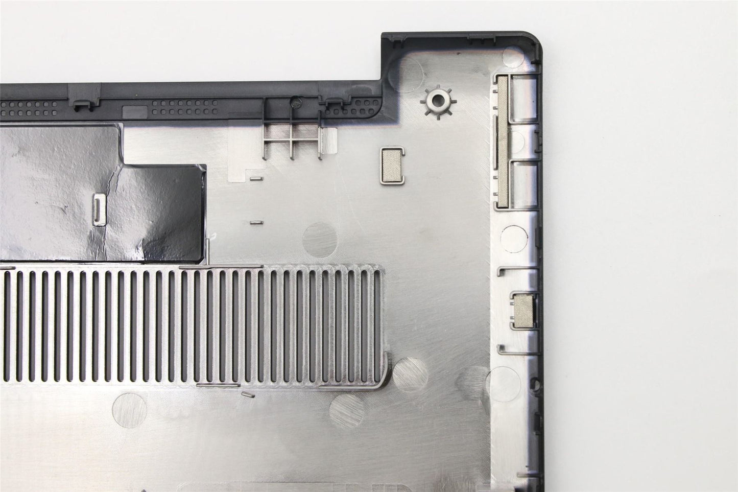 Lenovo Lower case C 81N8_BLACK 5CB0S18620