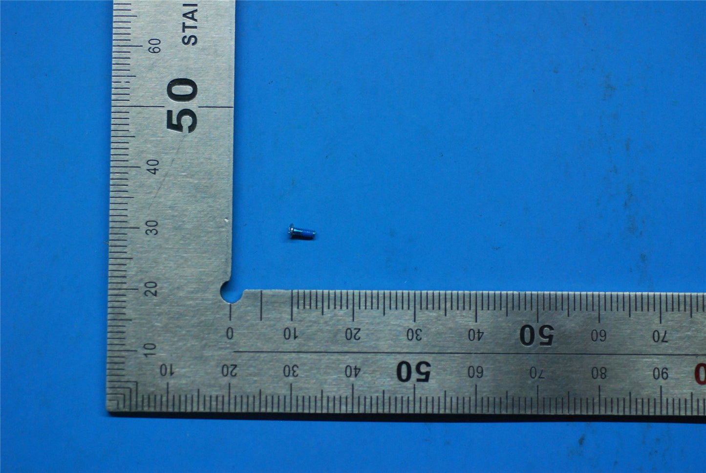 Lenovo 5M88C02830 Screw M14-40&*46106083 CS