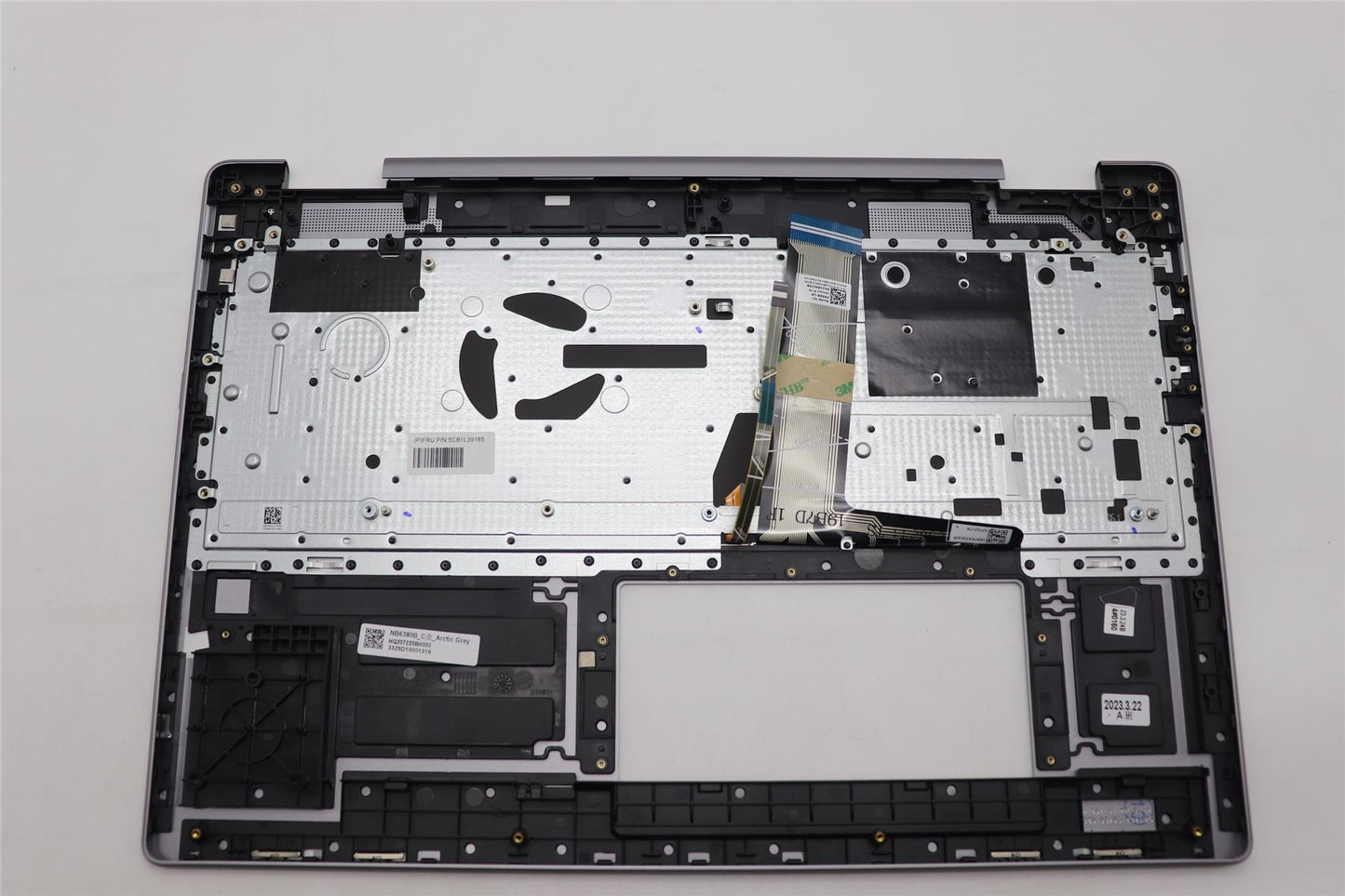 Lenovo Yoga 7 16IRL8 Keyboard Palmrest Top Cover US Arctic Grey 5CB1L39185