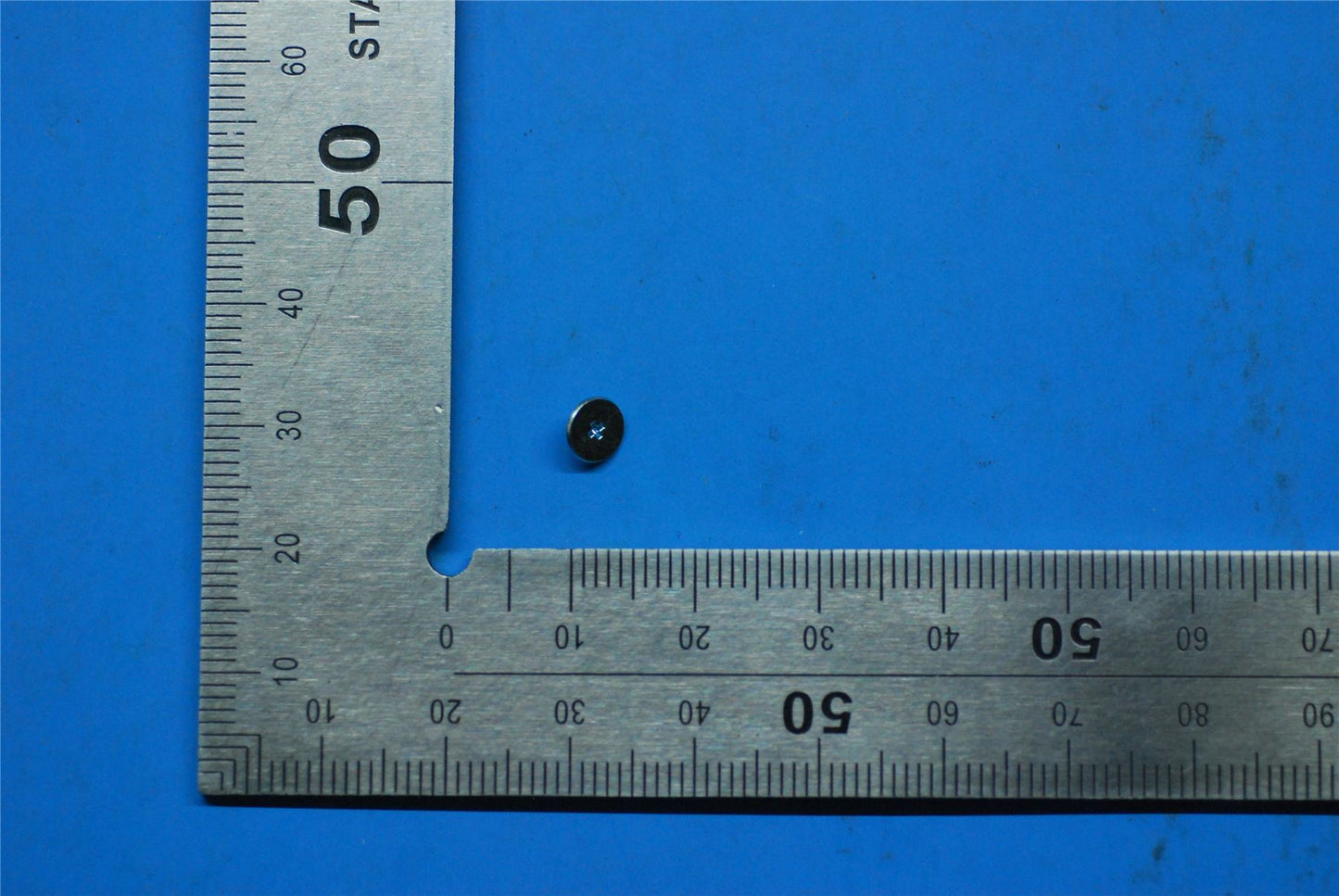 Lenovo 5M88C02828 Screw M14-18&*46104111 CS